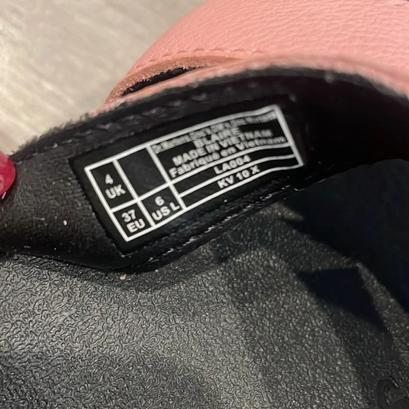 Dr. Martens Blaire Hydro Women's Sandal - Picture 10 of 10